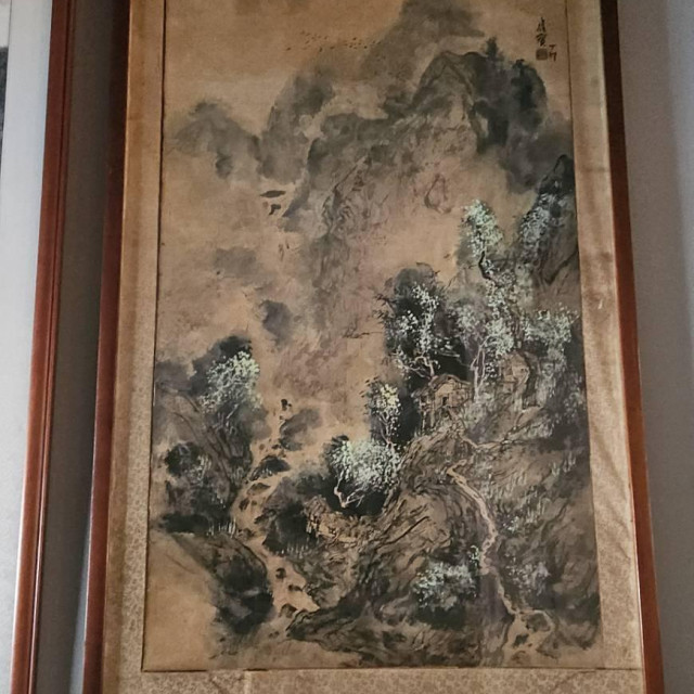 書法字畫畫框(山水)-直式水墨畫 (現況)