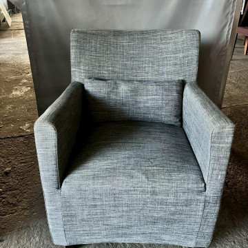 灰色布面木製沙發1人