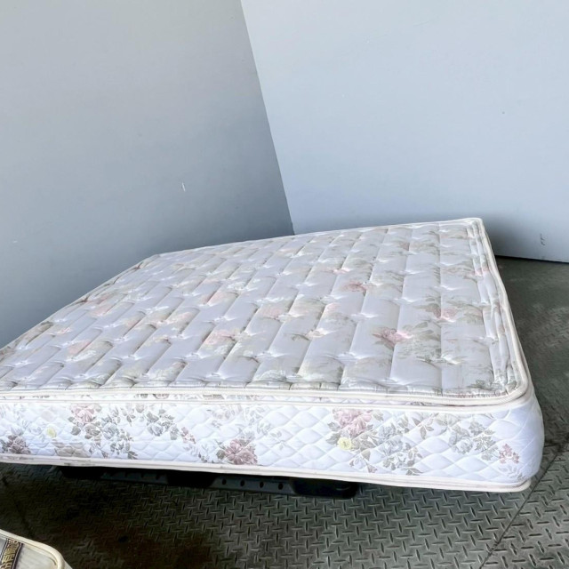 雙人床墊