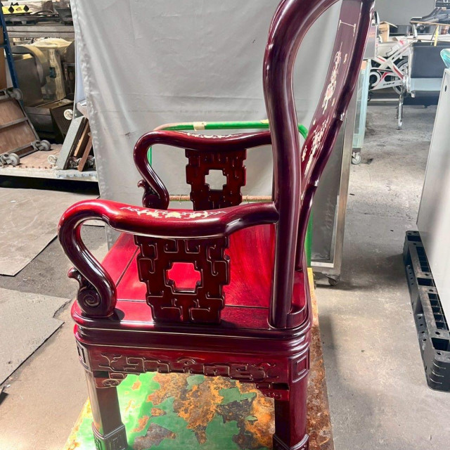 古典單人扶手木椅