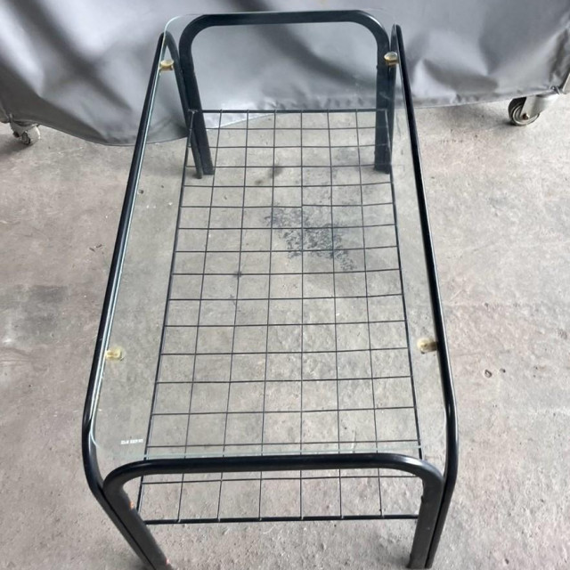 玻璃面鐵製長方形矮桌