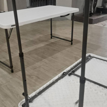 折合露營用塑膠桌