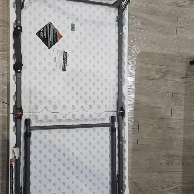 折合露營用塑膠桌