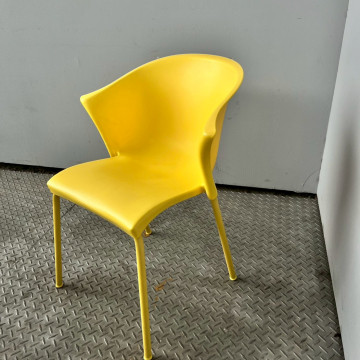 塑面鐵腳餐椅 塑膠餐椅 工業風餐椅 餐廳椅