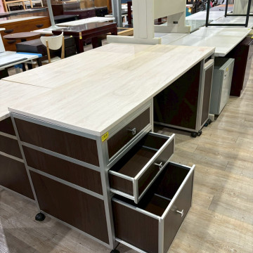 OA辦公桌180公分(有輪子) 辦公桌 長桌 主管桌 職員桌 移動桌