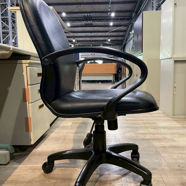 OA辦公椅皮面(扶手) 辦公椅 人體椅 電腦椅 主管椅 扶手椅